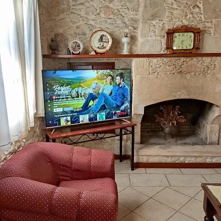 Nicolas Villa