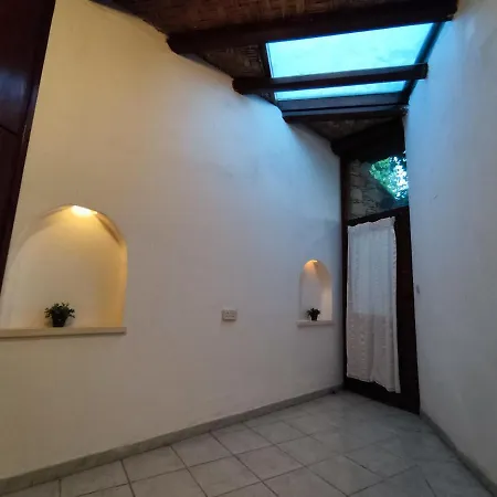 Nicolas Villa