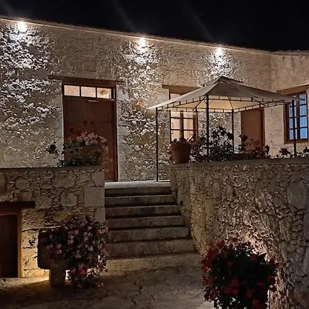 Nicolas Villa Lysos